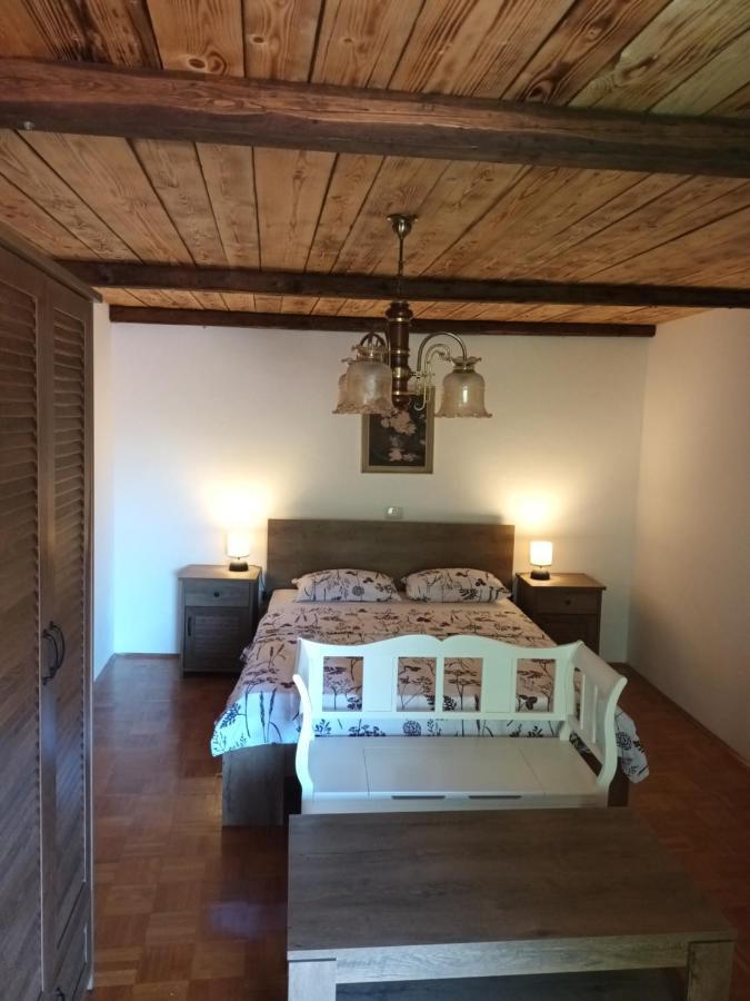Apartma Brina 3 Sežana Buitenkant foto